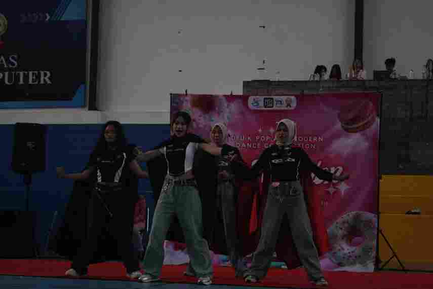 DFU Dinus Fest Kpop Modern Dance Competition